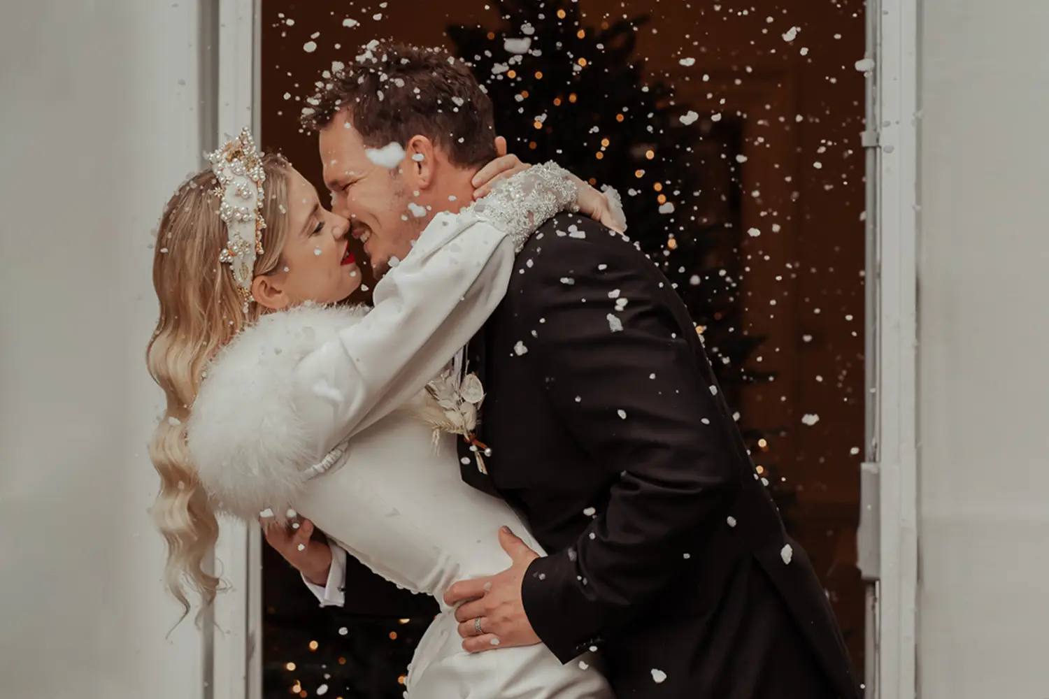 Planning a Magical Christmas Wedding