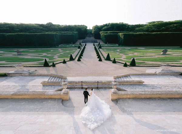 Château wedding in France