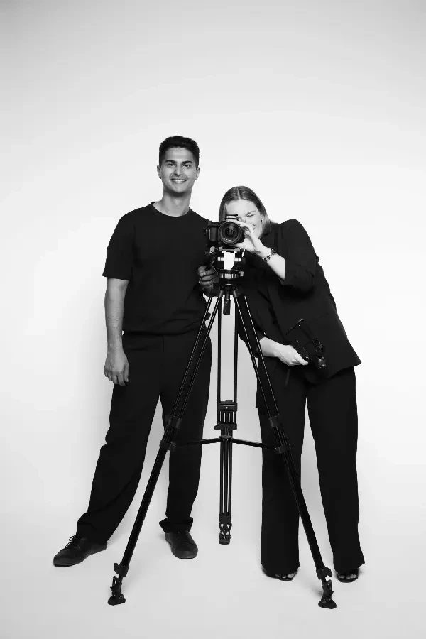 Hiring a Pro Photographer vs. A Wedding Content Creator