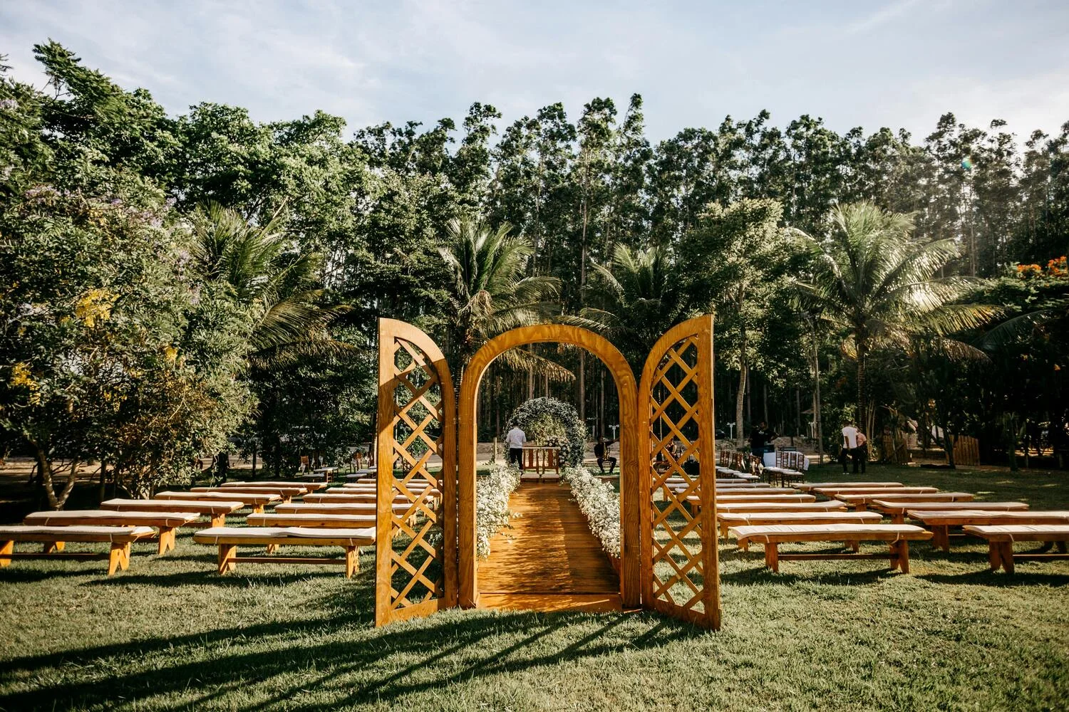 Transform your celebration with wedding rentals - Bride Life Style