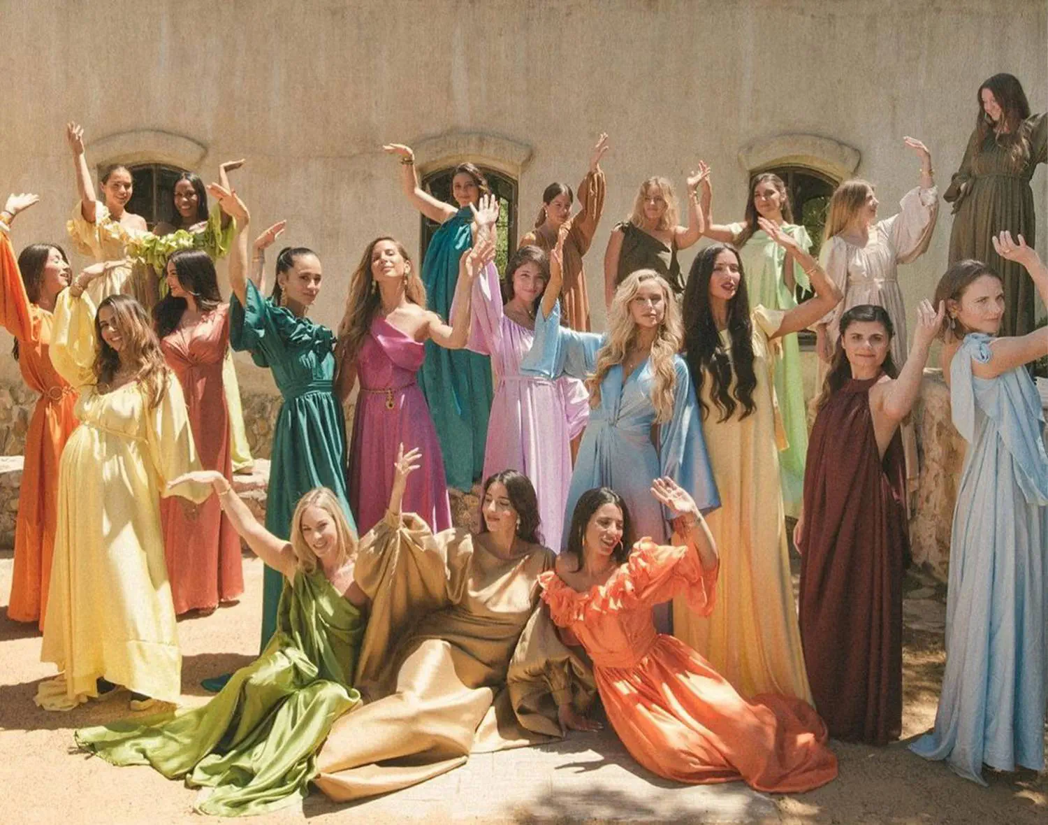 Wedding attire guide: choosing the wedding guest dress - Bride Life Style