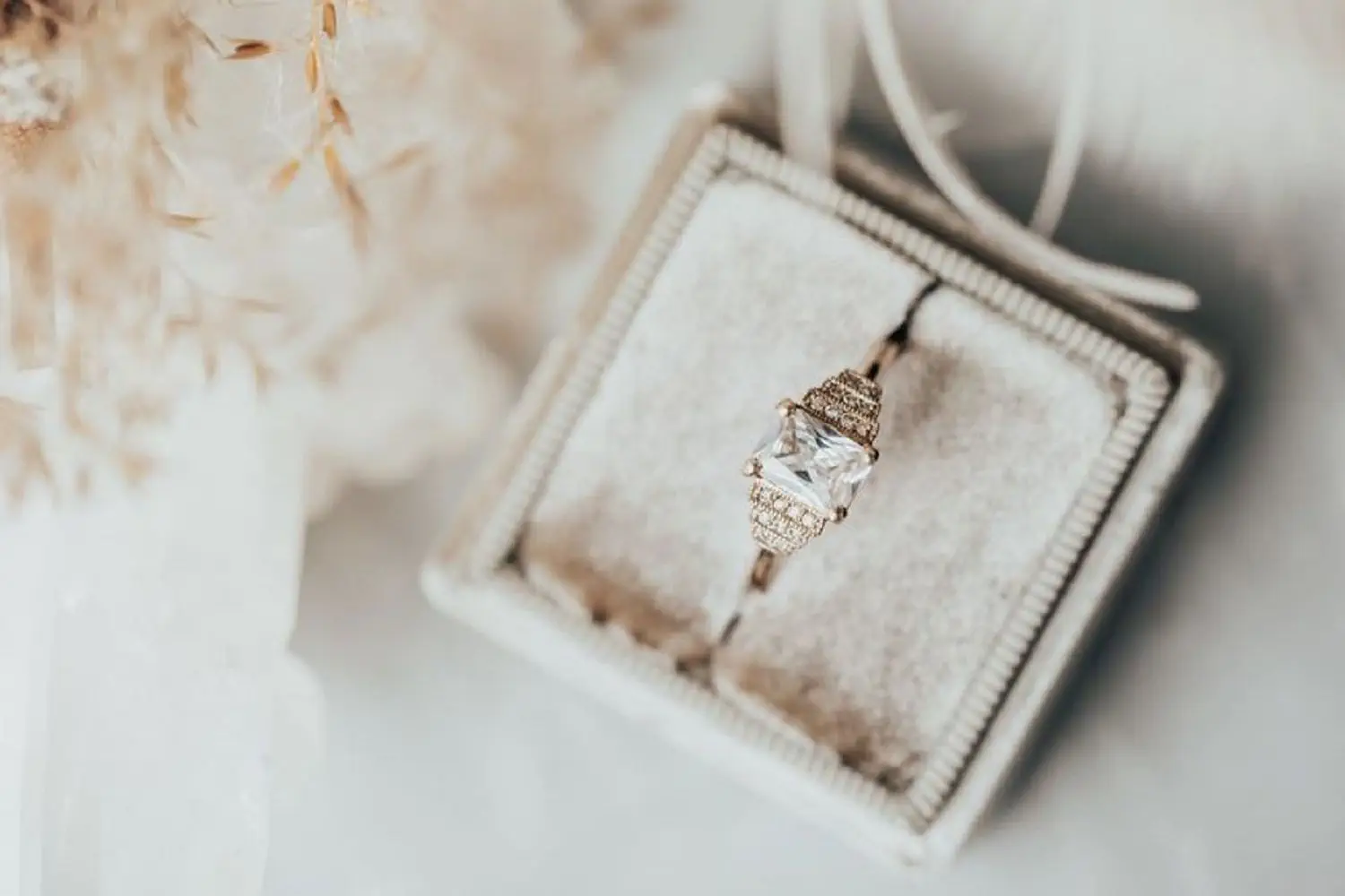 ENGAGEMENT RING TRENDS 2023